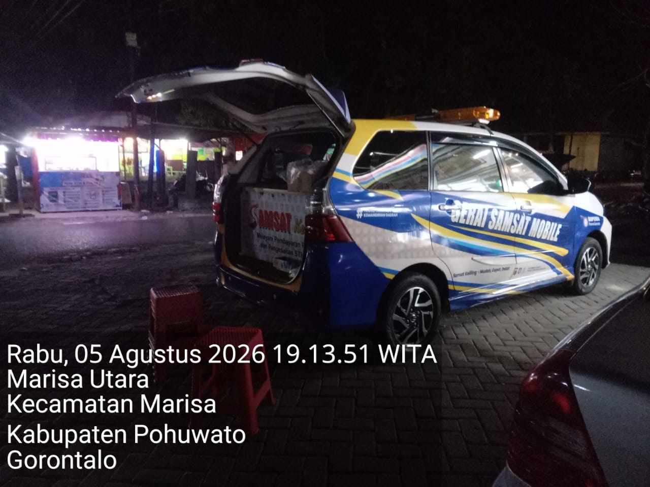 Gerai Samsat Mobile Pohuwato malam hari Stay Lapangan Ormas