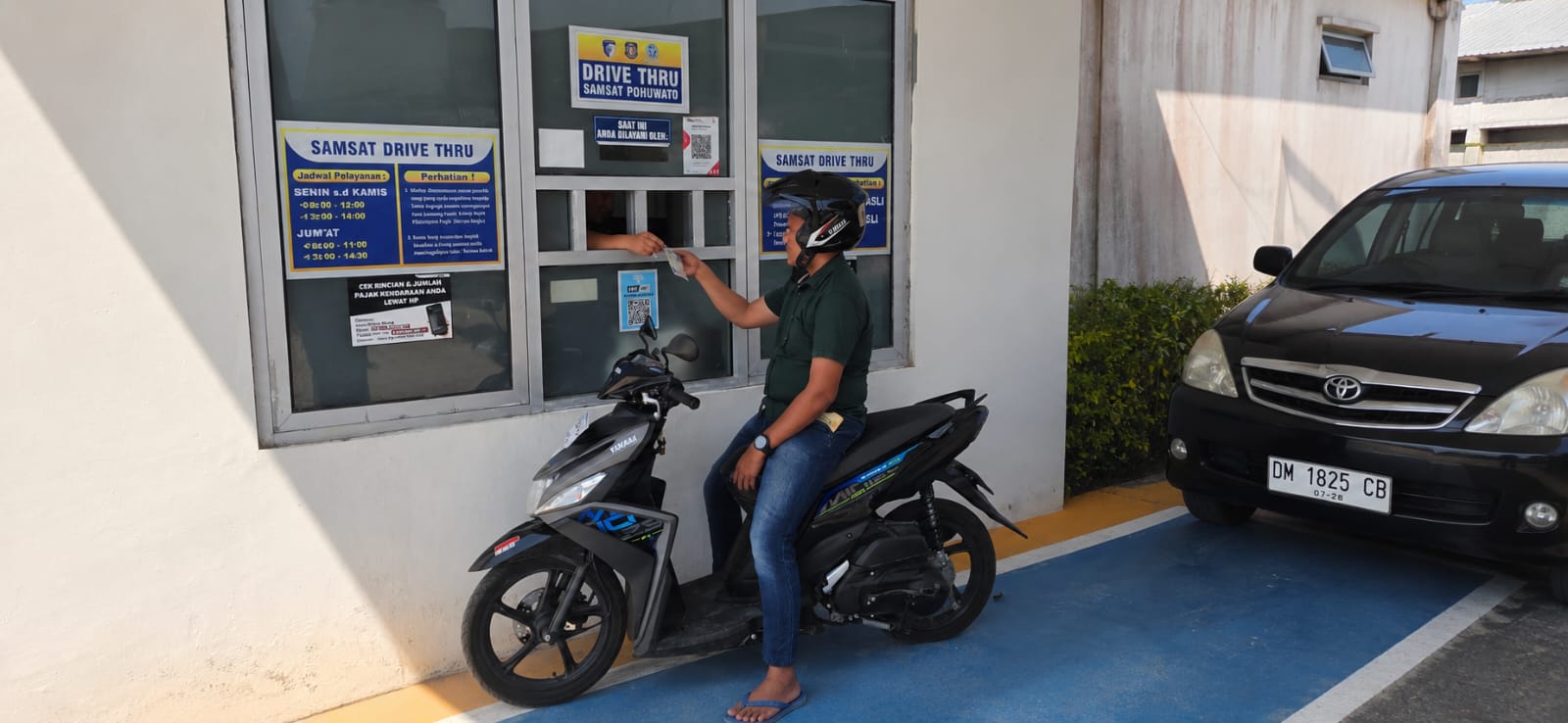 Pelayanan Samsat Drive Thru pada UPTD-P3D Kabupaten Pohuwato